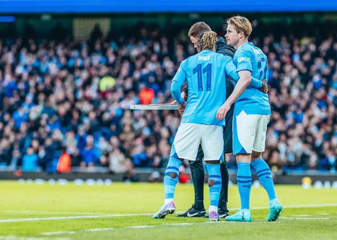 徐正源：韦世豪只归队练了一天；罗慕洛受伤可能因天气冷