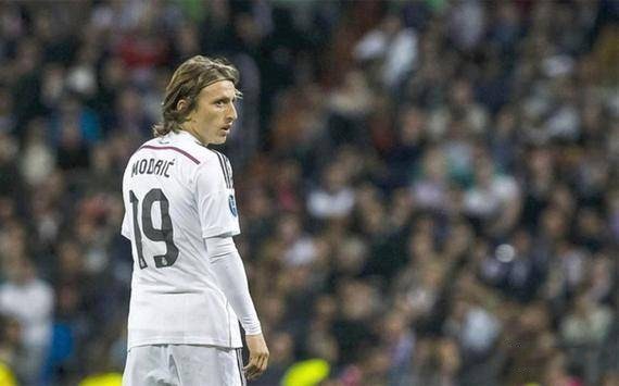 C罗本世纪左脚进球数位列第五，也是前十中唯一的非左脚球员