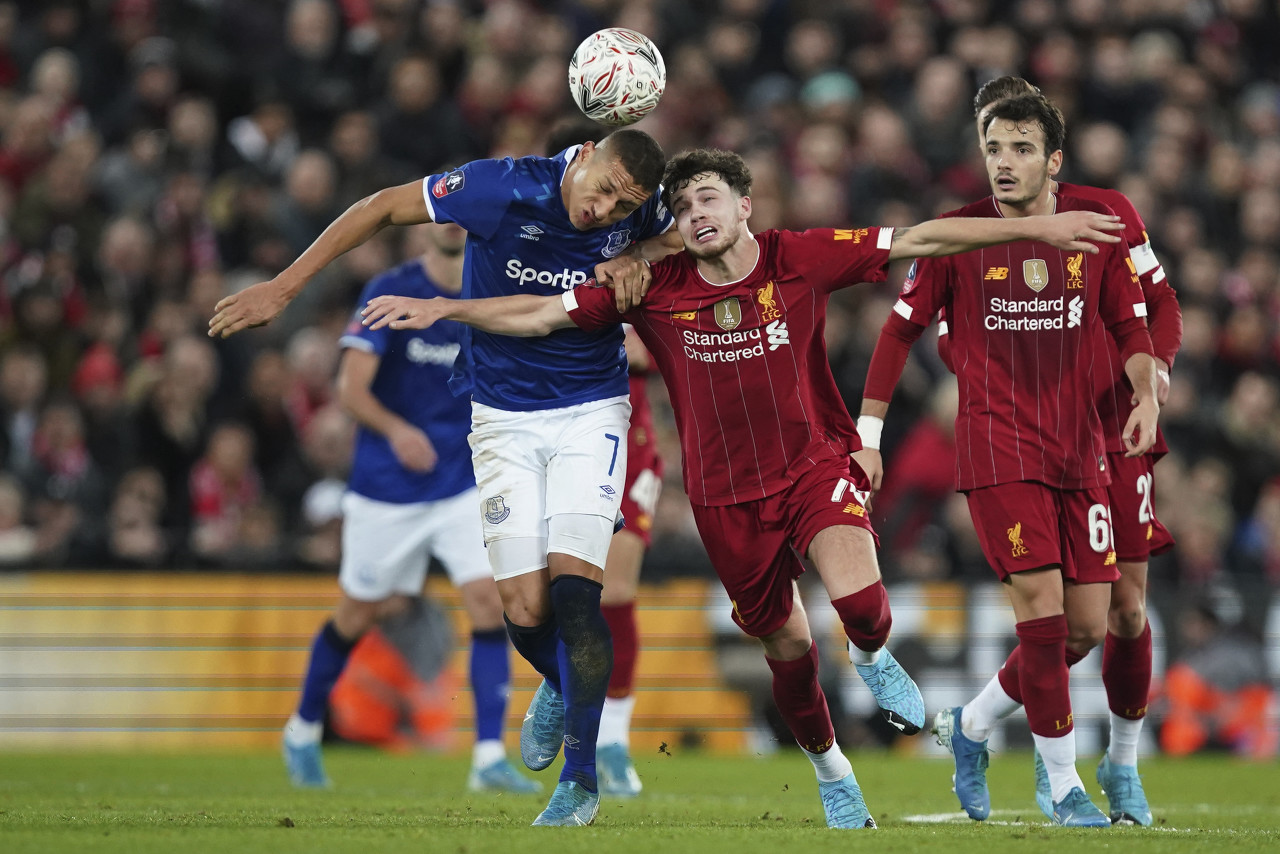 赫拉德-马丁：客战国米是生涯最佳比赛；选18号是因为阿尔巴