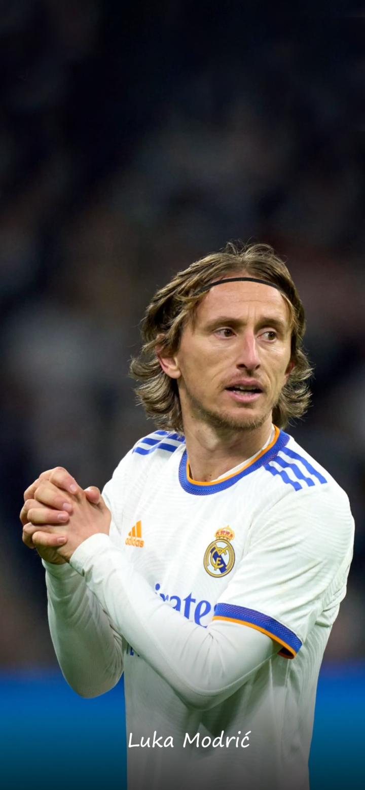 波兰主帅惊叹莱万职业精神：罗纳尔迪尼奥都不敢这样活