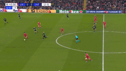 内雷斯灵光闪现，霍伊伦进球嗅觉敏锐，那不勒斯敲开胜利之门！