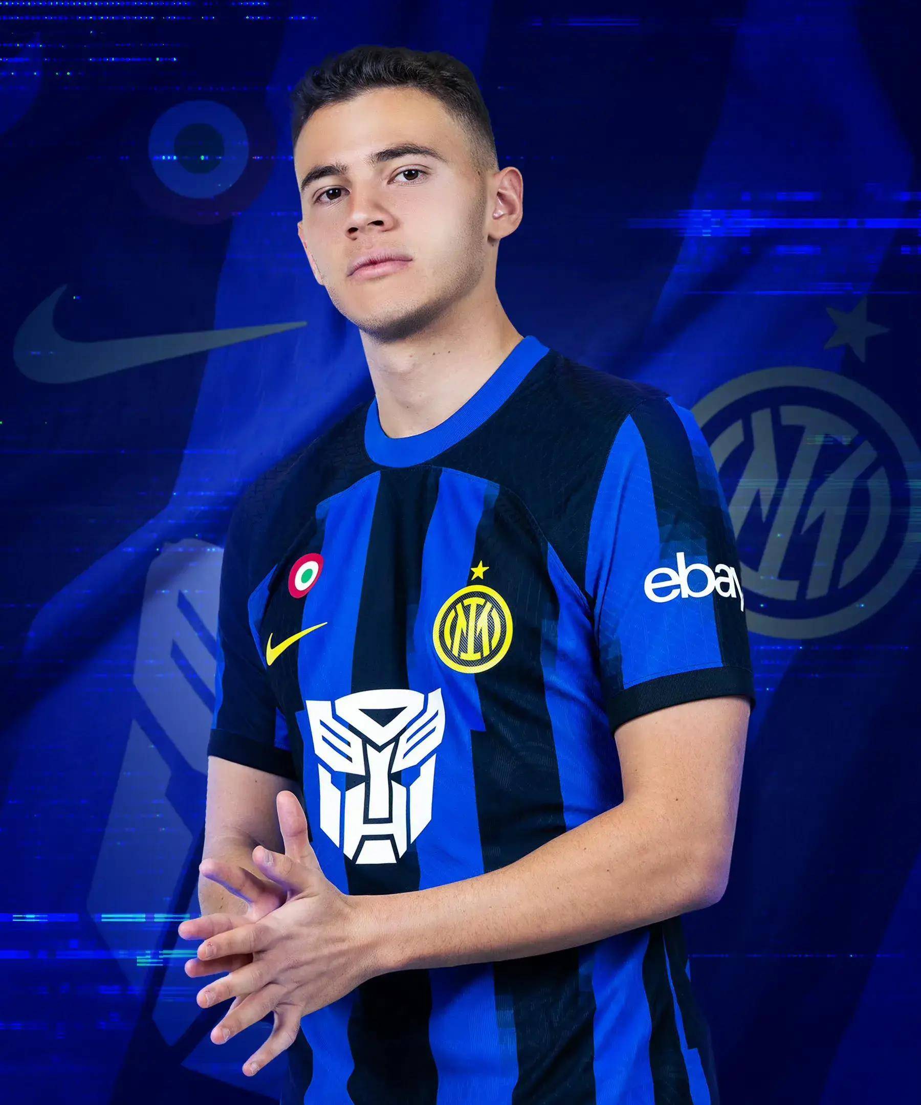 乔-科尔：基耶萨应获得更多时间，他是我愿意合作的那种球员（乔-科尔：基耶萨该获得更多出场时间，他正是我想合作的类型）